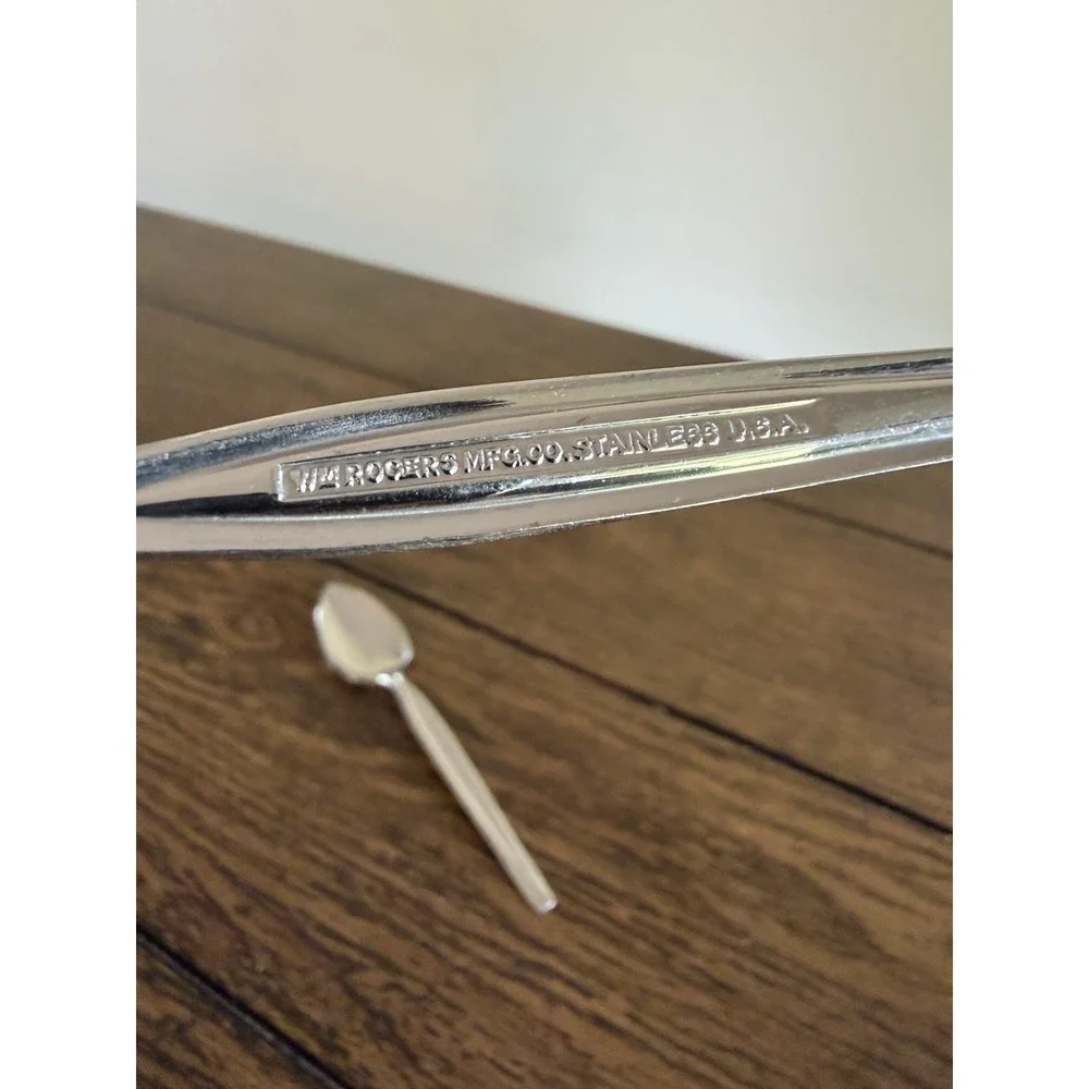 Wm. Rogers & Son Lines Grapefruit Spoons Set 2 Silver Vintage 1950s Stainless 6